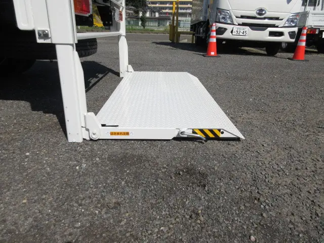 日野 デュトロ 2WG-XZU686M(4WD)の写真45
