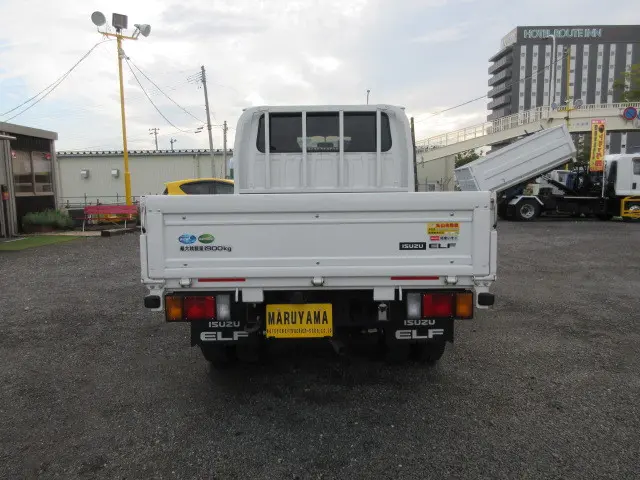 いすゞ エルフ 2RG-NJS88A(4WD)の写真7