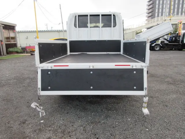 いすゞ エルフ 2RG-NJS88A(4WD)の写真8