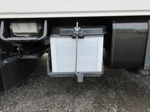 いすゞ エルフ 2RG-NJS88A(4WD)の写真44
