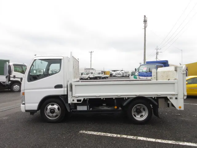 三菱 キャンター PA-FE73DB(2WD)の写真5