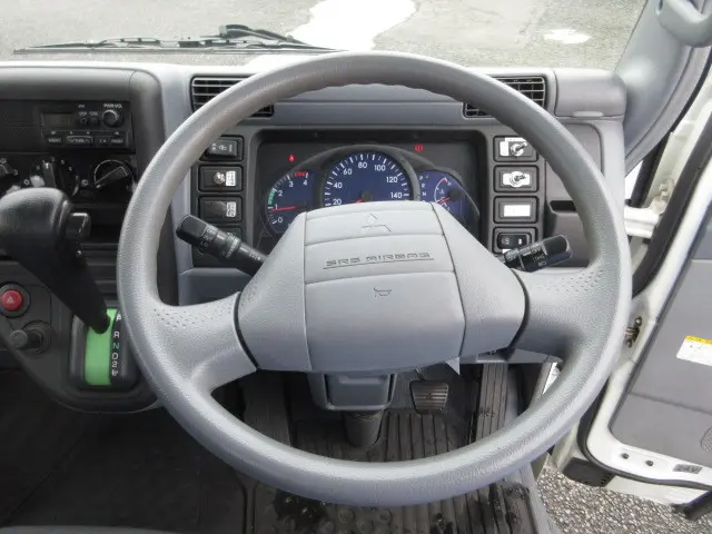 三菱 キャンター PA-FE73DB(2WD)の写真17