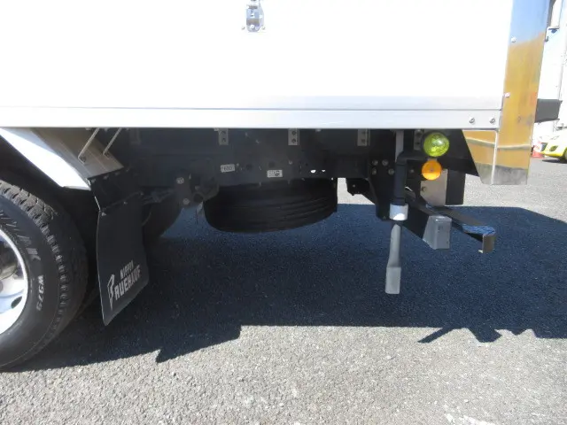 いすゞ エルフ KG-NLR85AN(2WD)の写真42