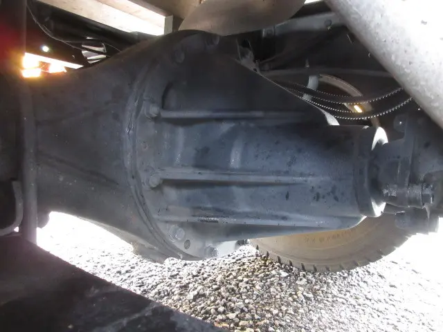 三菱 キャンター TPG-FBA20(2WD)の写真32