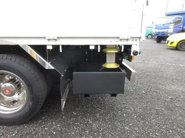 三菱 キャンター TPG-FBA20(2WD)の写真35