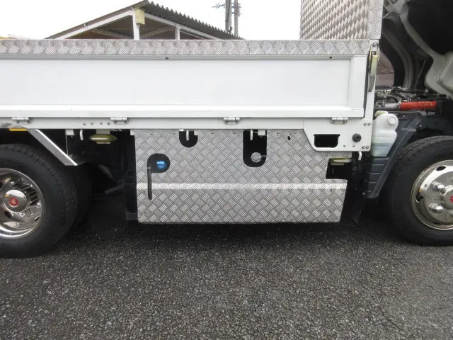 三菱 キャンター TPG-FBA20(2WD)の写真37