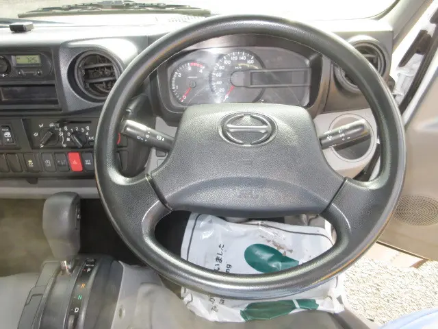 日野 デュトロ TPG-XZU605M(2WD)の写真15