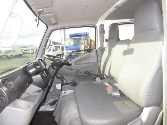 日野 デュトロ TPG-XZU605M(2WD)の写真19
