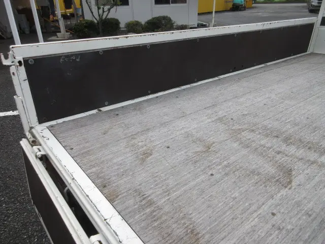 日野 デュトロ 2KG-xZU675M(4WD)の写真9