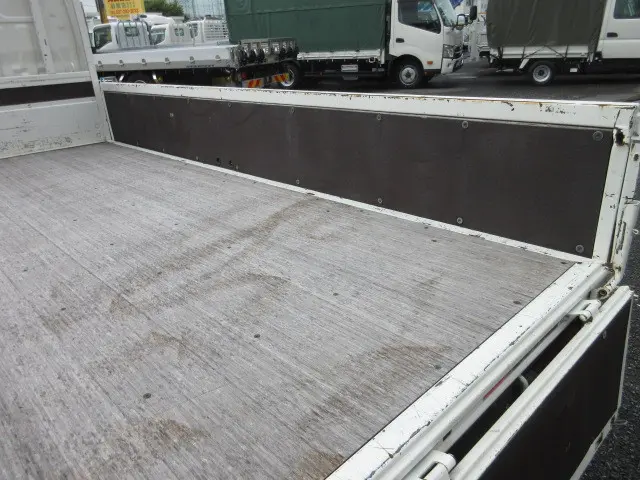 日野 デュトロ 2KG-xZU675M(4WD)の写真10