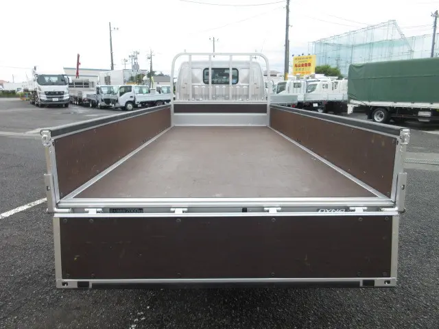 トヨタ ダイナ 2KG-XZU695(4WD)の写真8
