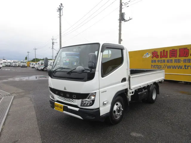 三菱 キャンター 2TG-FDA00(4WD)の写真1
