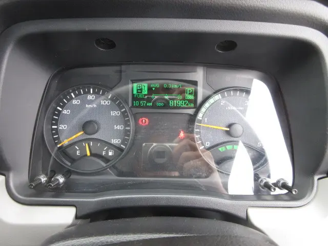 三菱 キャンター 2TG-FDA00(4WD)の写真17