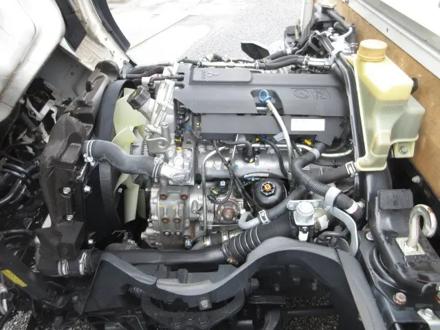三菱 キャンター 2TG-FDA00(4WD)の写真28