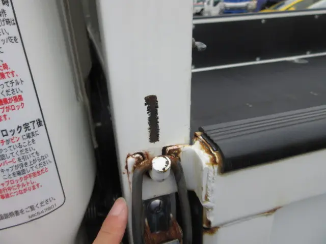 三菱 キャンター 2TG-FDA00(4WD)の写真50