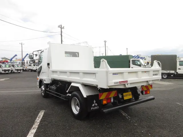 三菱 ファイター 2KG-FK62F(2WD)の写真3
