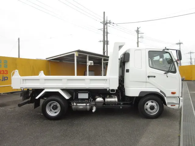 三菱 ファイター 2KG-FK62F(2WD)の写真6