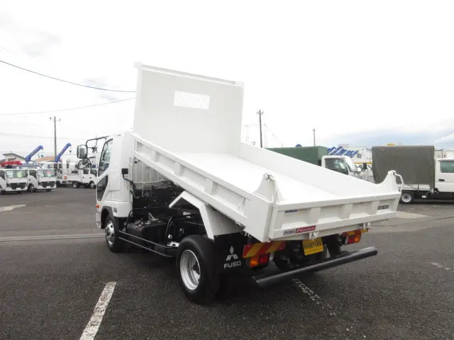 三菱 ファイター 2KG-FK62F(2WD)の写真8