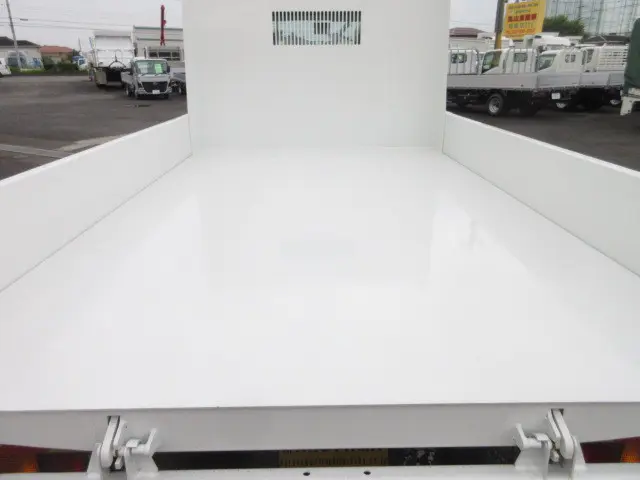 三菱 ファイター 2KG-FK62F(2WD)の写真13