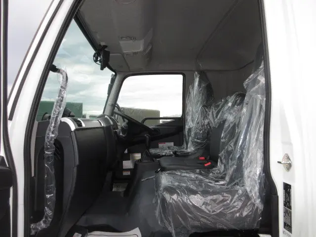 三菱 ファイター 2KG-FK62F(2WD)の写真31