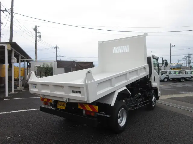 いすゞ フォワード 2RG-FRR90S4(2WD)の写真8