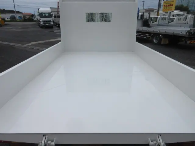 いすゞ フォワード 2RG-FRR90S4(2WD)の写真16