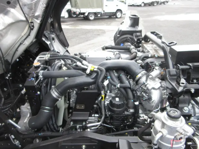 いすゞ フォワード 2RG-FRR90S4(2WD)の写真35