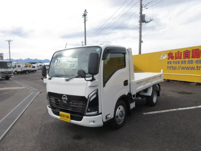 日産 アトラス 2WG-AJR88AT(2WD)の写真1
