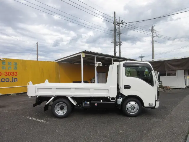 日産 アトラス 2WG-AJR88AT(2WD)の写真6