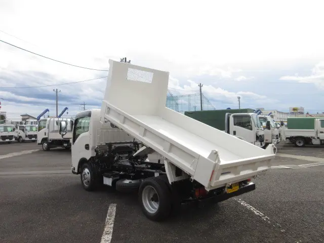 日産 アトラス 2WG-AJR88AT(2WD)の写真9