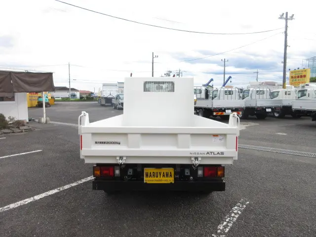 日産 アトラス 2WG-AJR88AT(2WD)の写真13