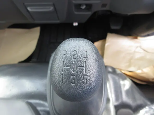 日産 アトラス 2WG-AJR88AT(2WD)の写真26