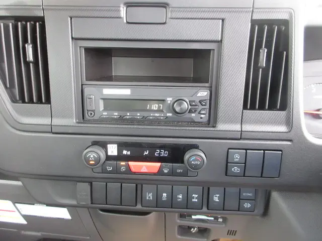 日産 アトラス 2WG-AMS88AC(4WD)の写真17
