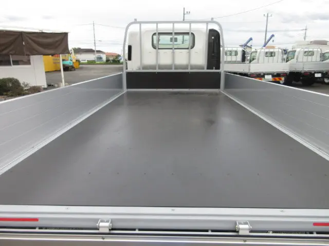日産 アトラス 2WG-APS88AC(4WD)の写真9