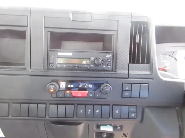 日産 アトラス 2WG-APS88AC(4WD)の写真16