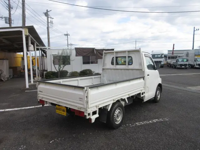 トヨタ タウンエースバン DBF-S412U(4WD)の写真4