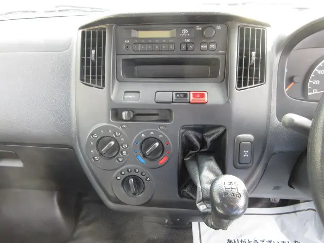 トヨタ タウンエースバン DBF-S412U(4WD)の写真17