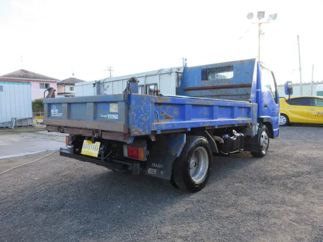 いすゞ エルフ BKG-NJR85AD(2WD)の写真4