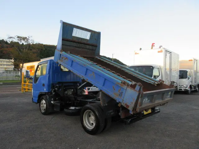 いすゞ エルフ BKG-NJR85AD(2WD)の写真13