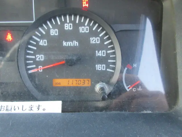 いすゞ エルフ BKG-NJR85AD(2WD)の写真26