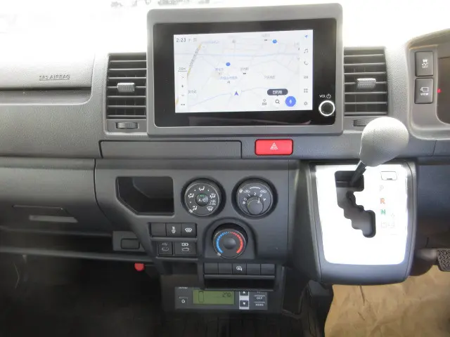 トヨタ ハイエースバン 3DF-GDH206V(4WD)の写真21