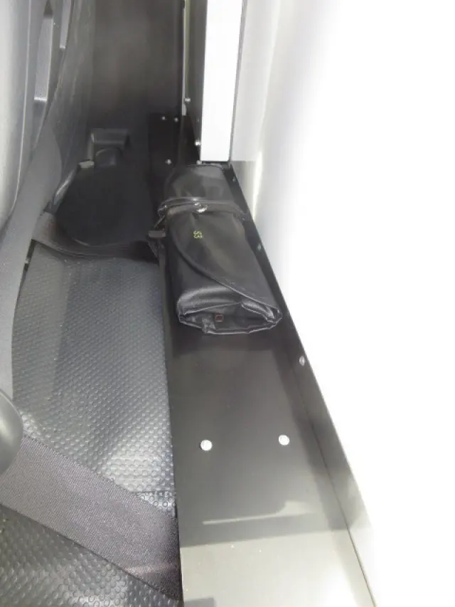 トヨタ ハイエースバン 3DF-GDH206V(4WD)の写真28