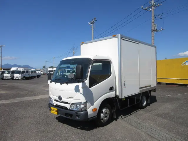 トヨタ ダイナ 2RG-XZC605(2WD)の写真1