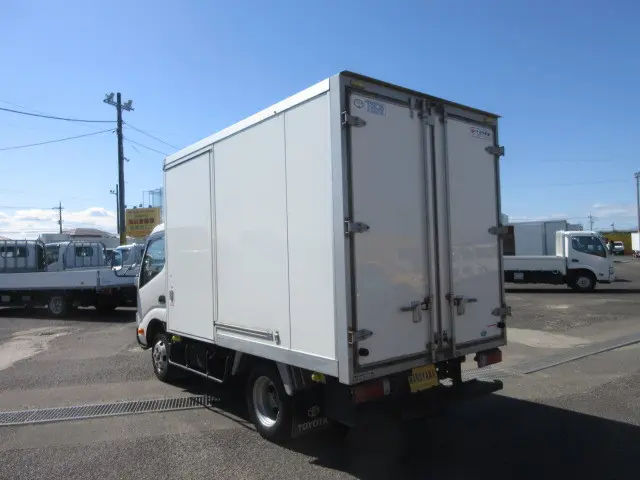 トヨタ ダイナ 2RG-XZC605(2WD)の写真3