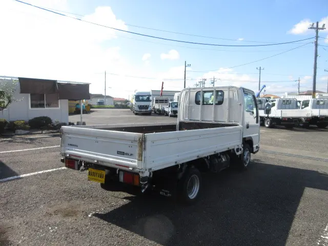 いすゞ エルフ TRG-NHR85A(2WD)の写真4