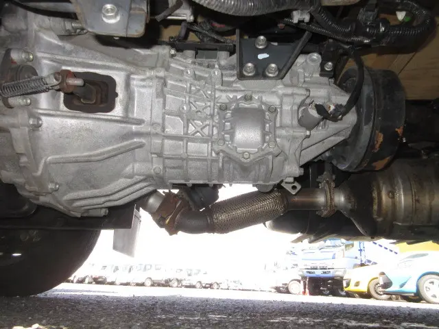 いすゞ エルフ TRG-NHR85A(2WD)の写真31