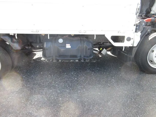 いすゞ エルフ TRG-NHR85A(2WD)の写真43