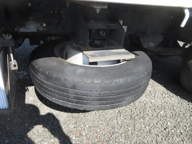 いすゞ エルフ TRG-NHR85A(2WD)の写真44