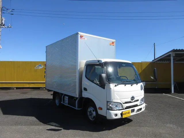 日野 デュトロ 2RG-XZC605M(2WD)の写真2