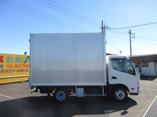 日野 デュトロ 2RG-XZC605M(2WD)の写真6